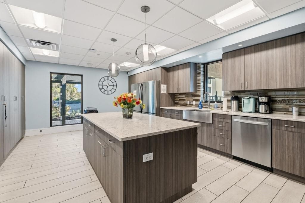 Condominium at 2055 GULF OF MEXICO DR #G2-213, LONGBOAT KEY, photo 104 of 122