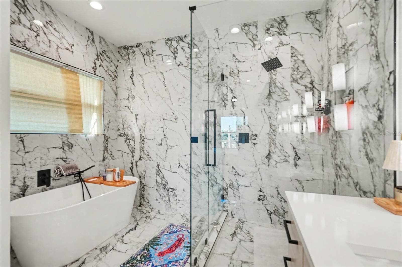 3rd Floor Master Bath - 102 W ADALEE ST #1, TAMPA