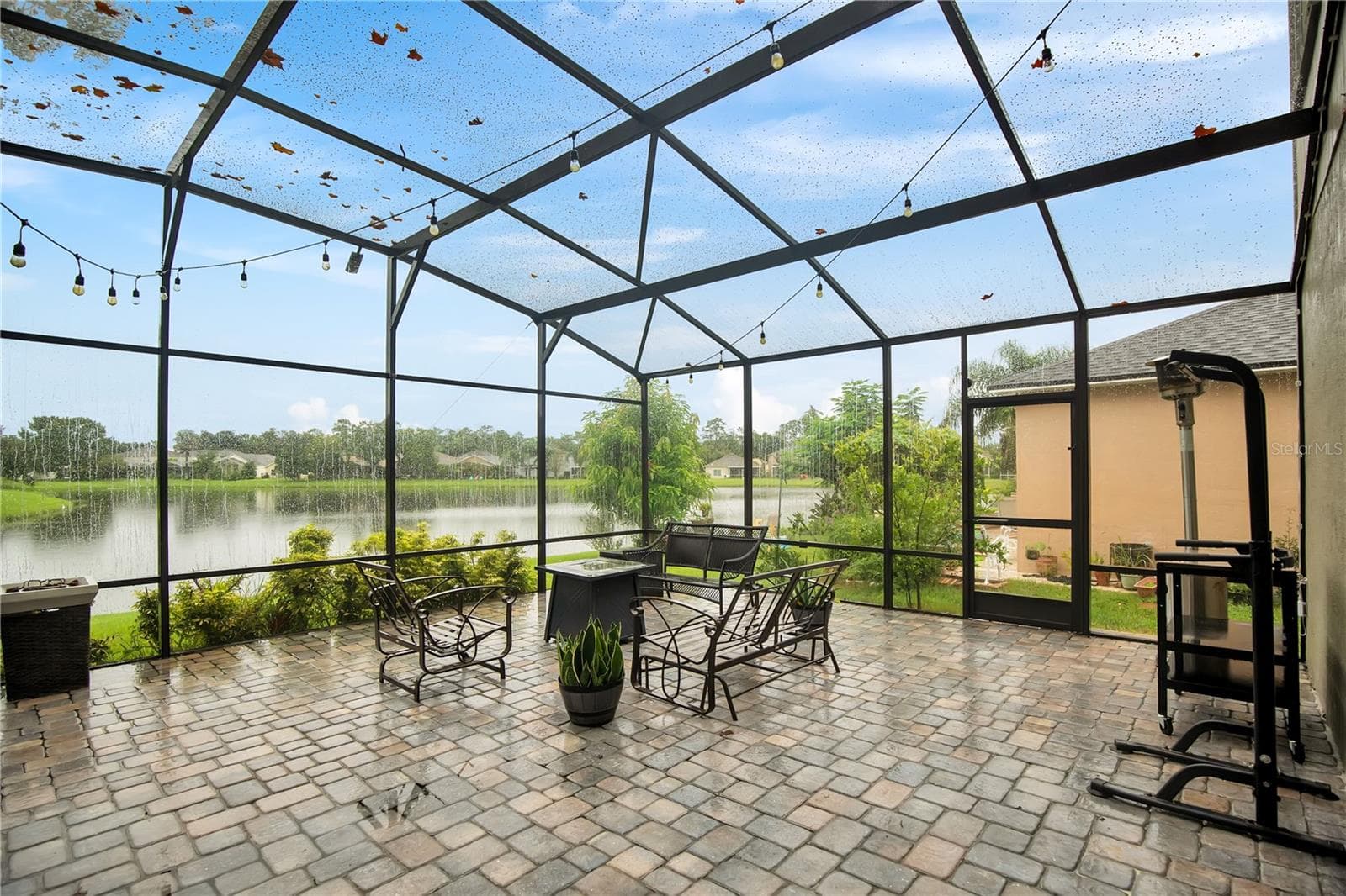 Single Family Residence at 389 LAKEPARK TRL, OVIEDO, photo 33 of 45