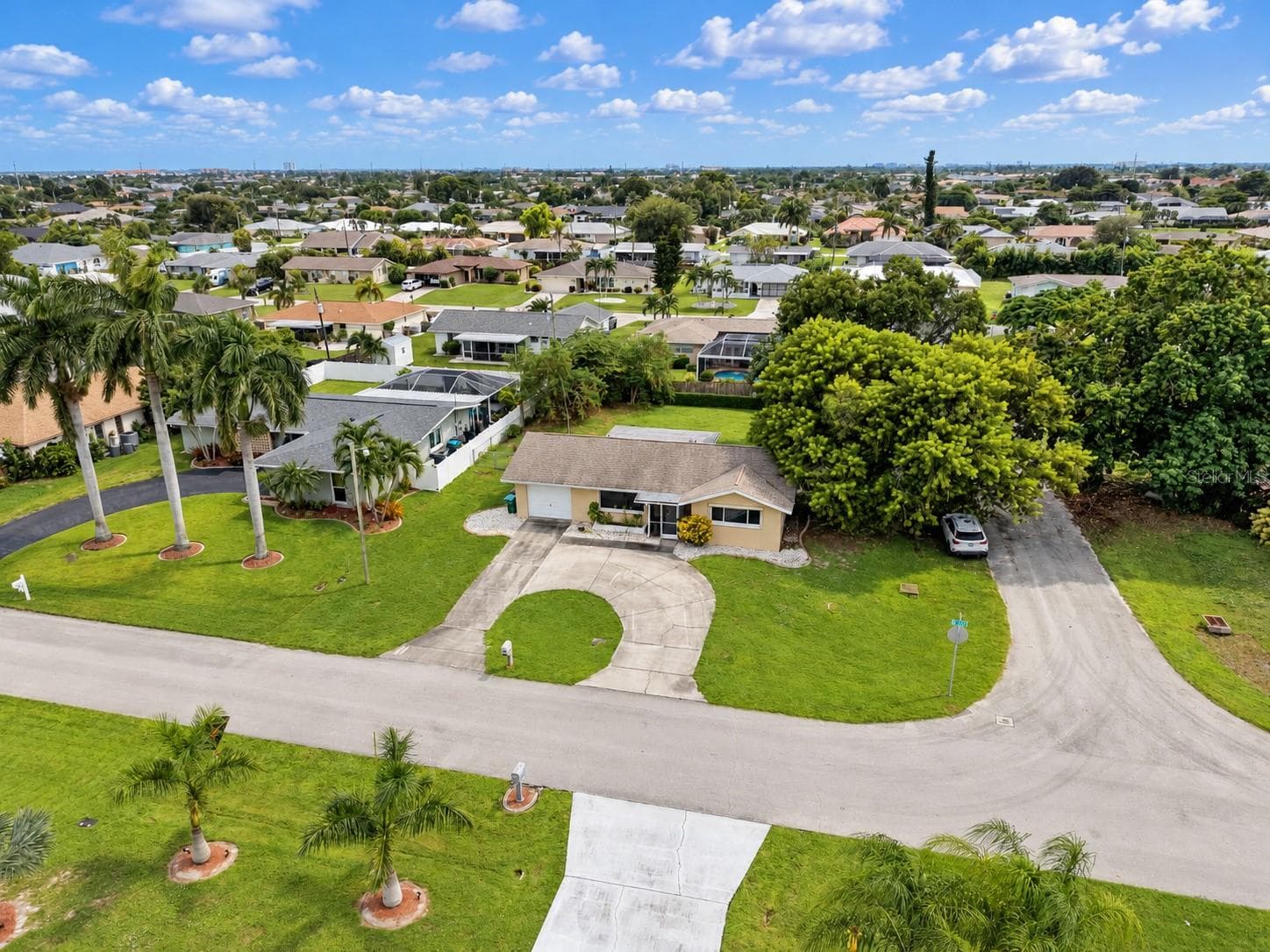 Single Family Residence at CAPE CORAL, CAPE CORAL, photo 5 of 42