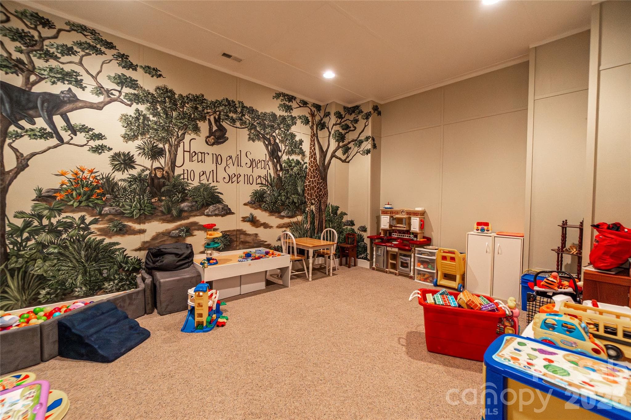 Playroom - 1427 Merrimont Avenue, Kings Mountain