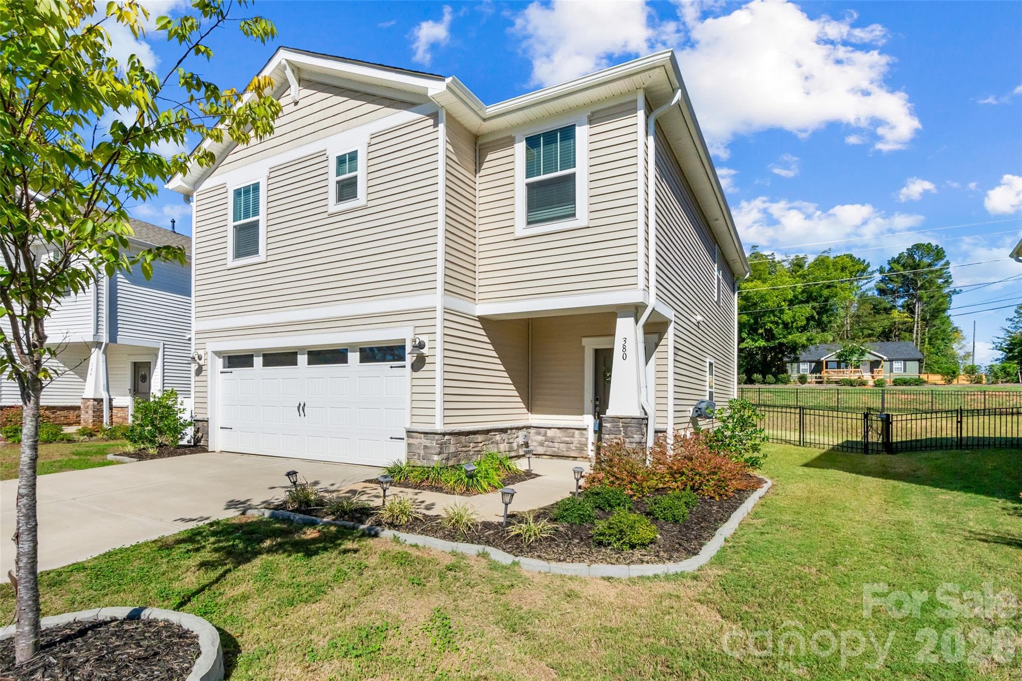 Single Family Residence at 380 Olympia Way, York, photo 4 of 43