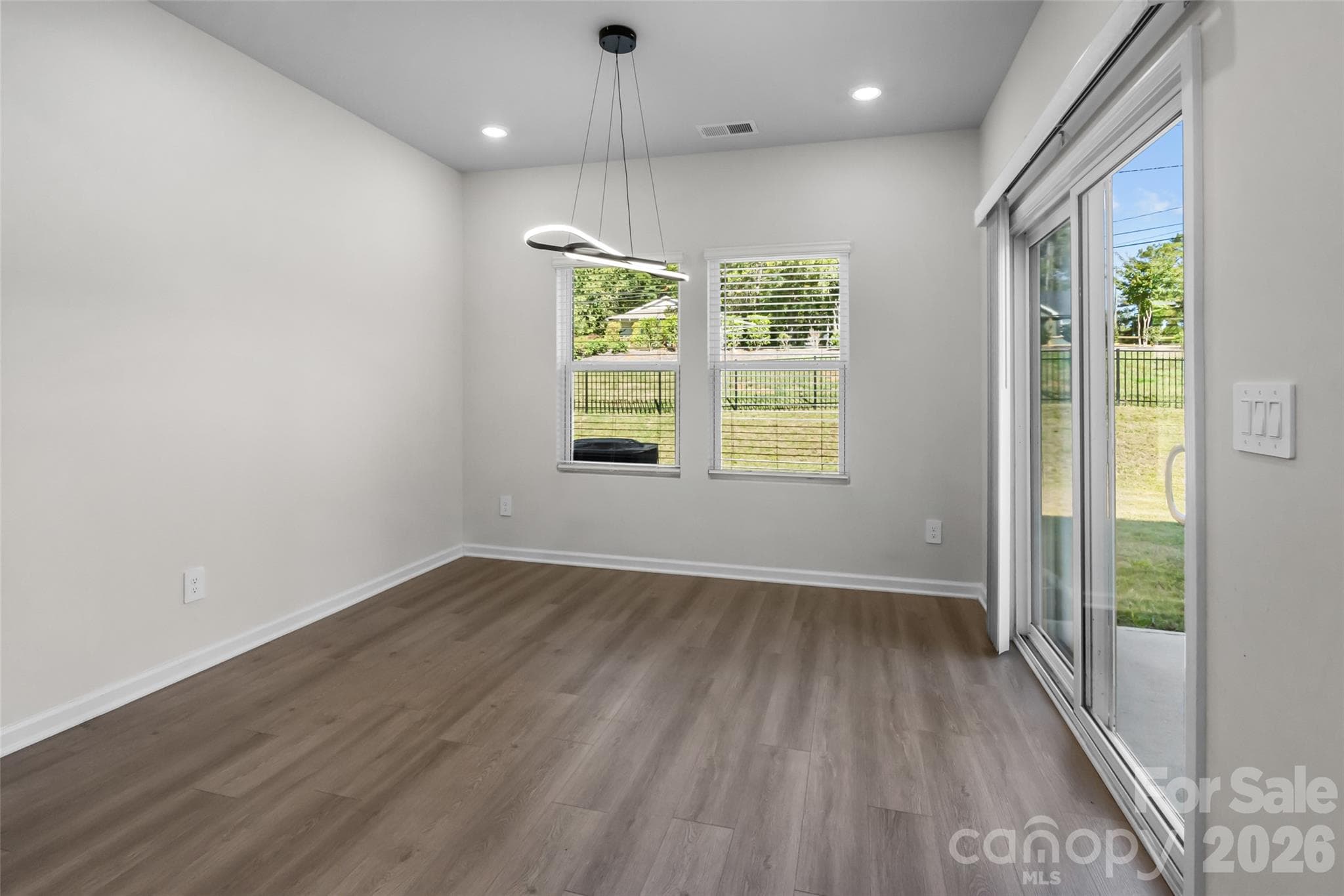 Single Family Residence at 380 Olympia Way, York, photo 17 of 43
