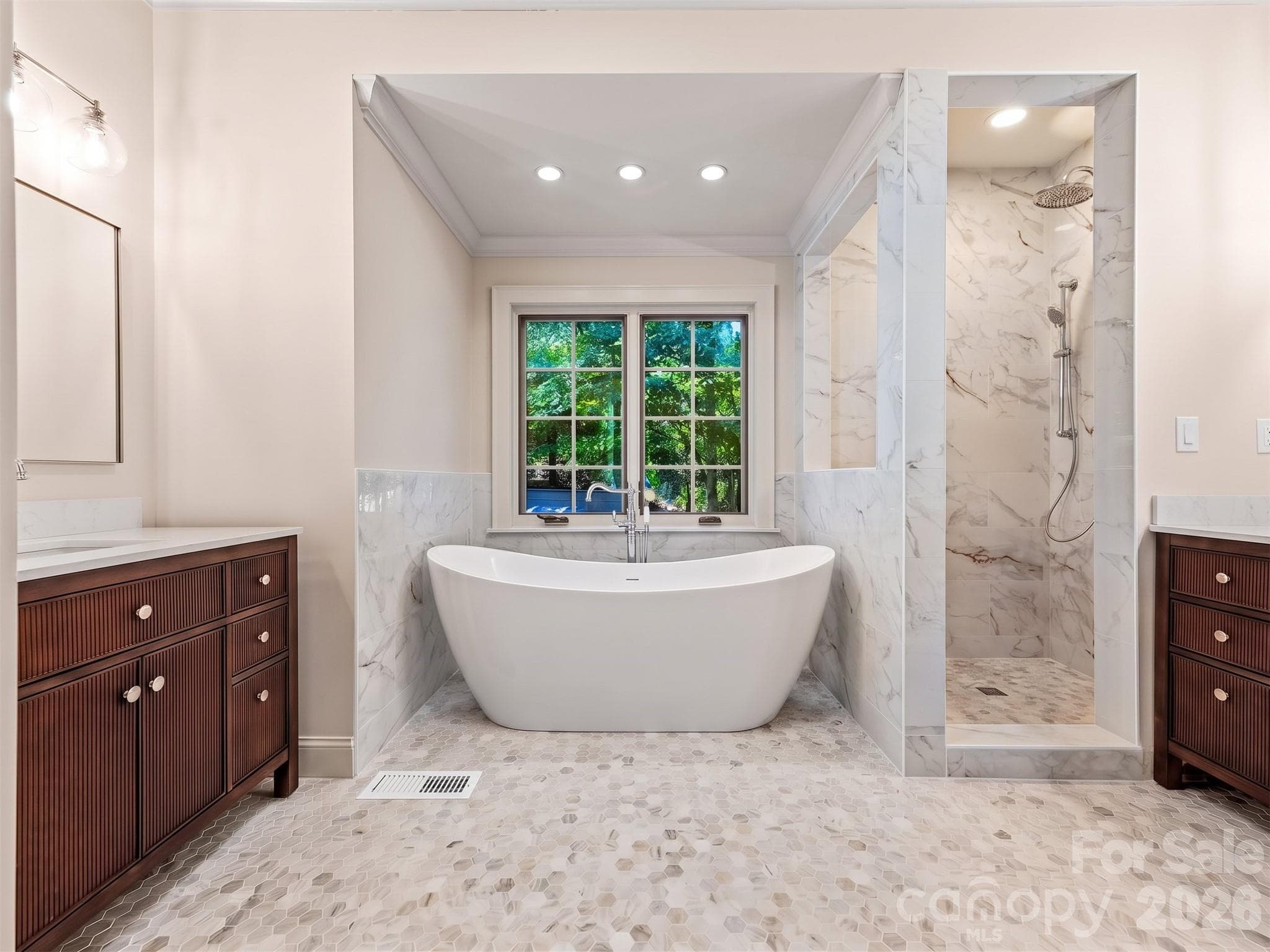 Newly updated Primary Bathroom - 907 Kells Blue Court, Biltmore Lake