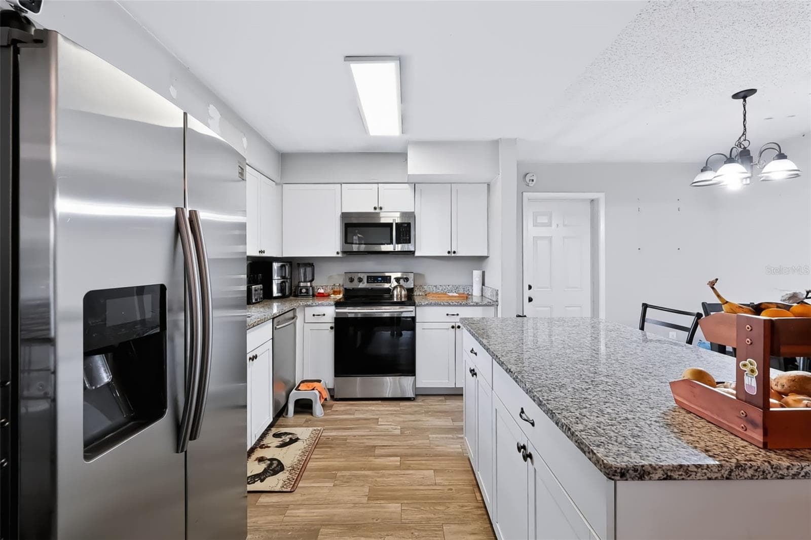 Single Family Residence at 1815 KINGSLAND AVE, ORLANDO, photo 10 of 37