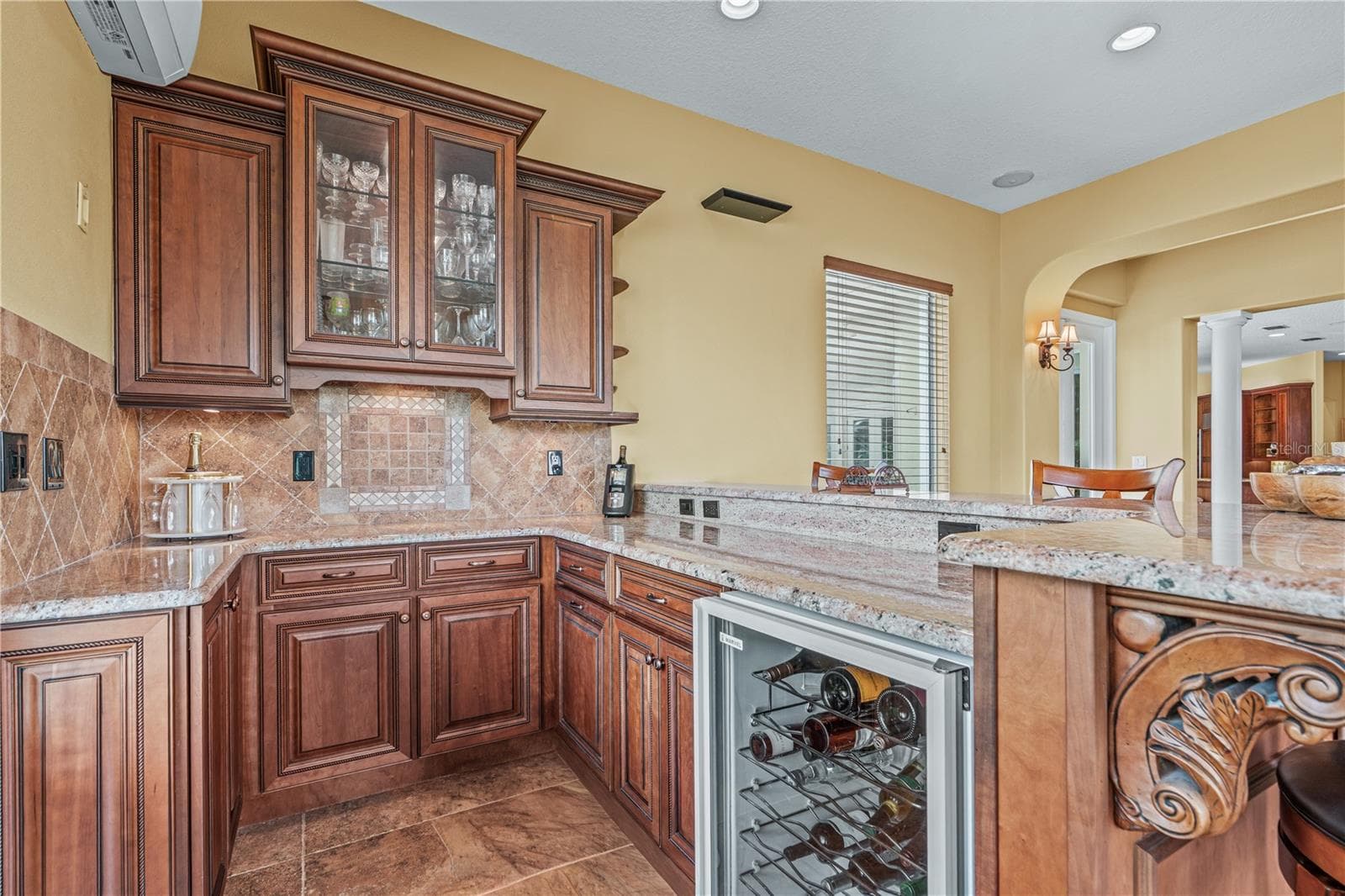 Game Room Wet Bar Additional View - 1025 W HAMPSTEAD LANE LN, ORMOND BEACH