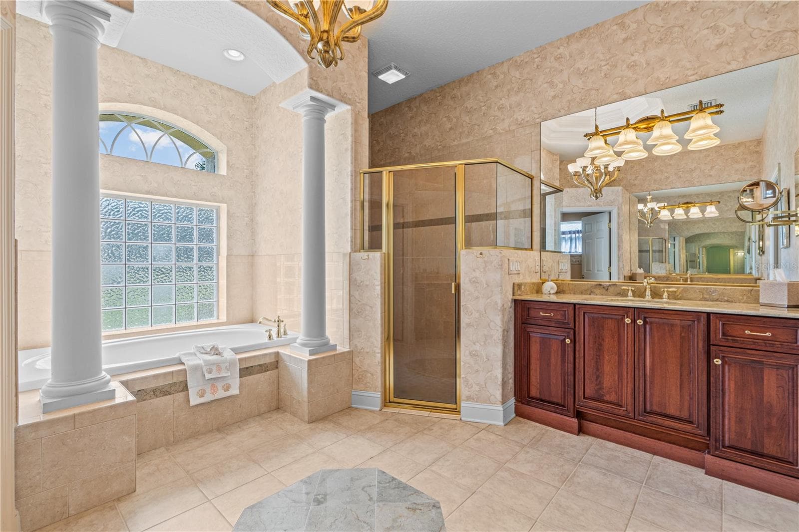 Primary Bathroom Additional View - 1025 W HAMPSTEAD LANE LN, ORMOND BEACH