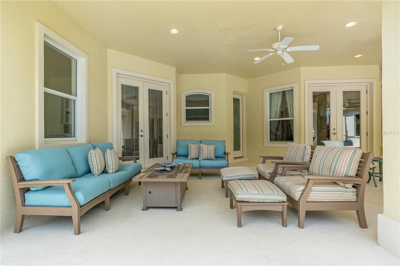 Patio View - 1025 W HAMPSTEAD LANE LN, ORMOND BEACH