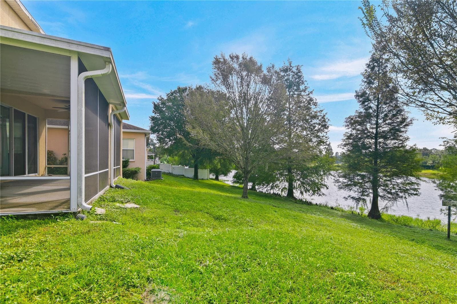 Single Family Residence at 36022 LAGUNA HILLS CIR, ZEPHYRHILLS, photo 4 of 27