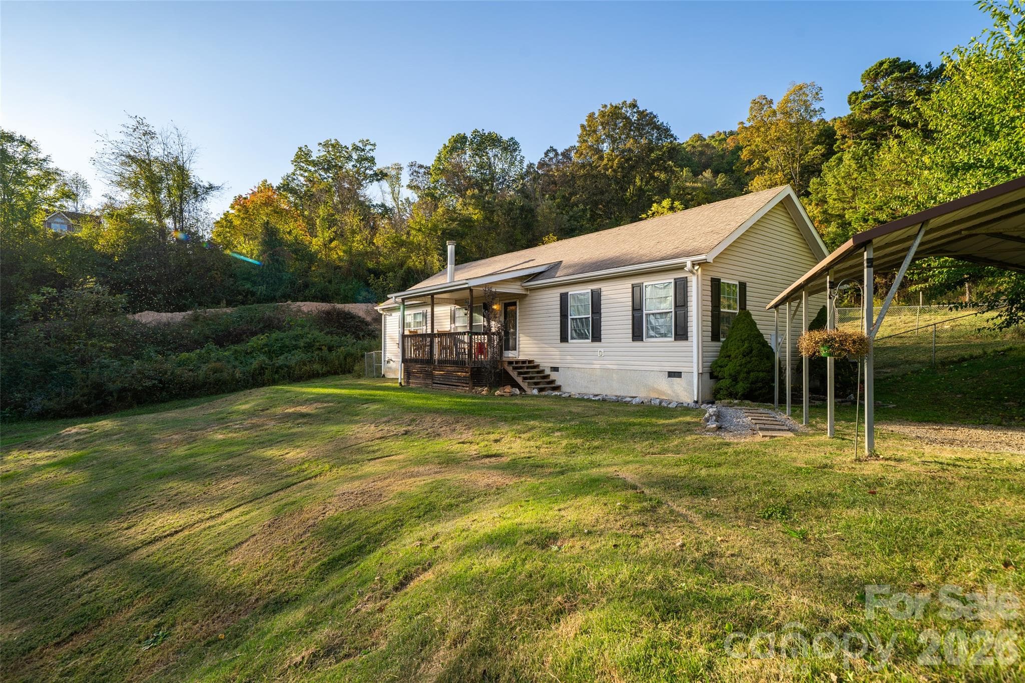 Single Family Residence at 23 Yorkie Drive, Clyde, photo 6 of 27