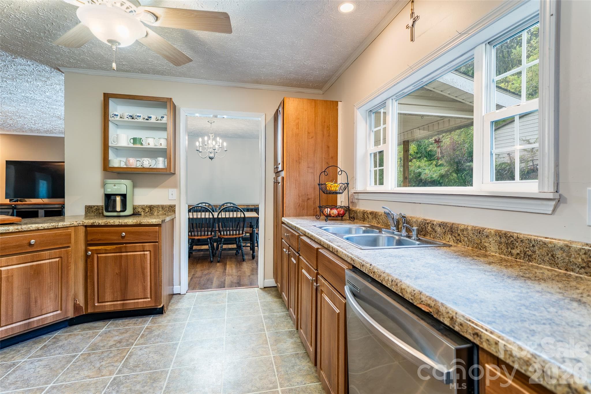 Single Family Residence at 23 Yorkie Drive, Clyde, photo 17 of 27