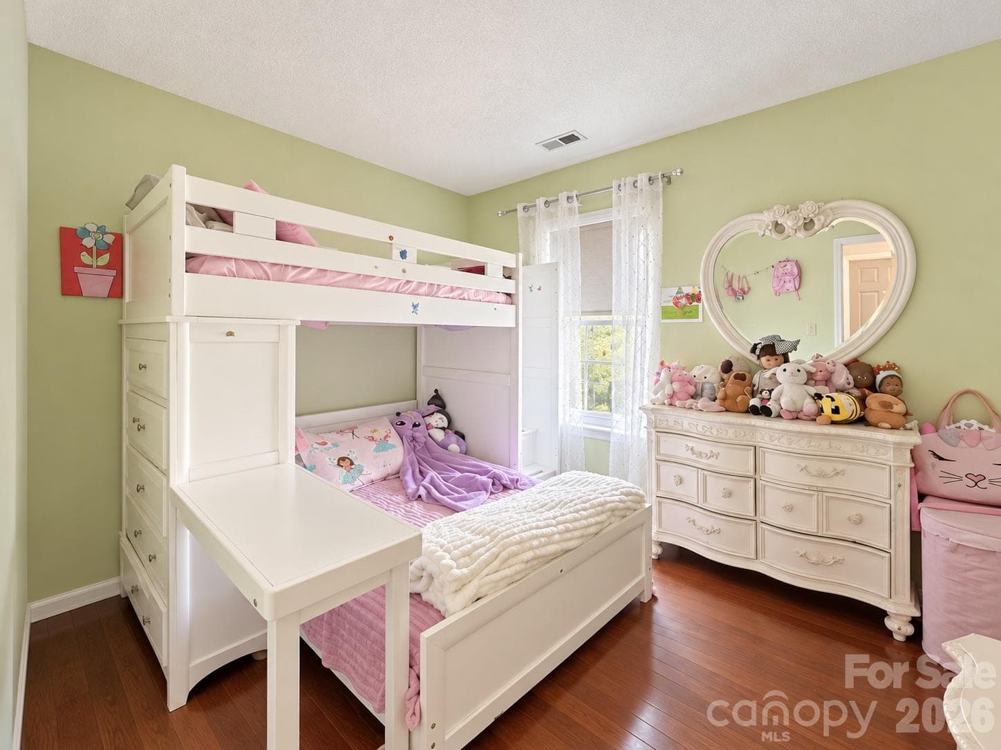 Single Family Residence at 1320 Gretna Green Drive, Charlotte, photo 17 of 26