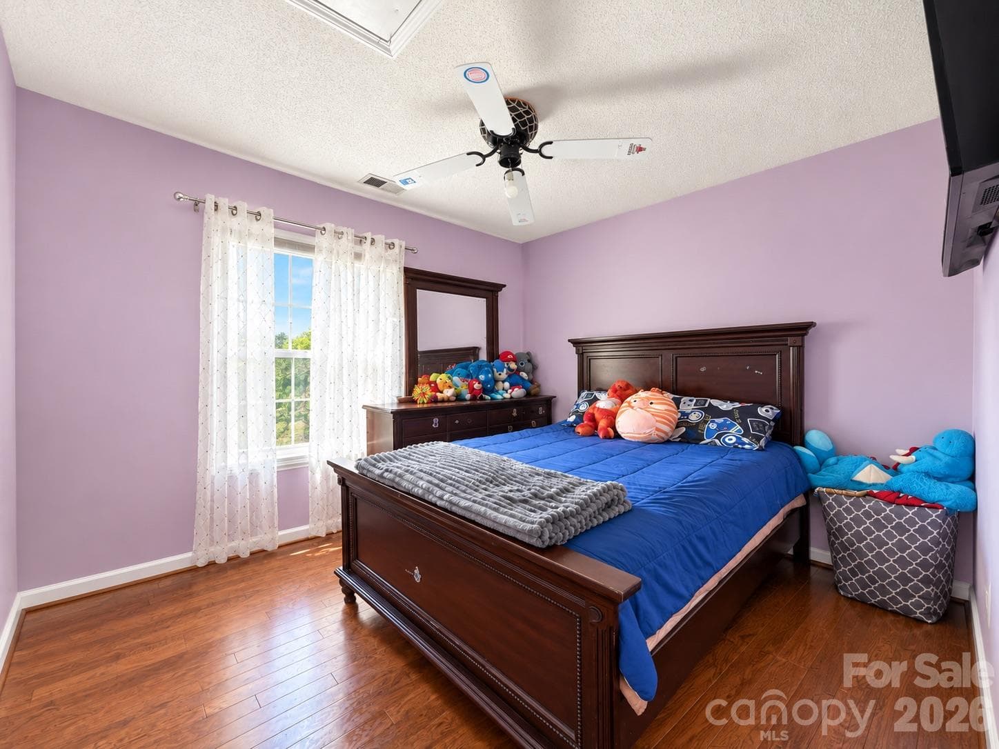 Single Family Residence at 1320 Gretna Green Drive, Charlotte, photo 18 of 26