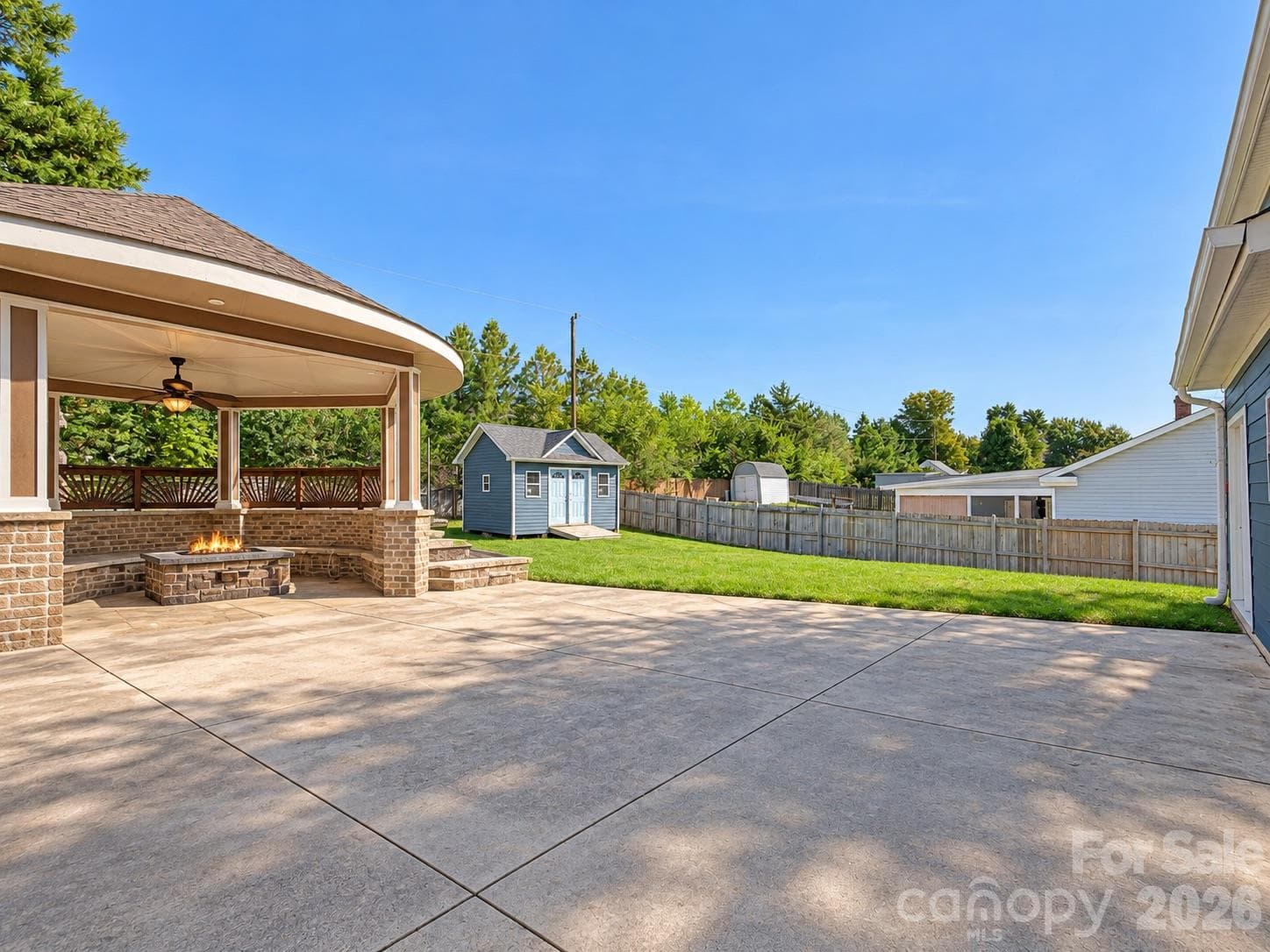 Single Family Residence at 1320 Gretna Green Drive, Charlotte, photo 22 of 26