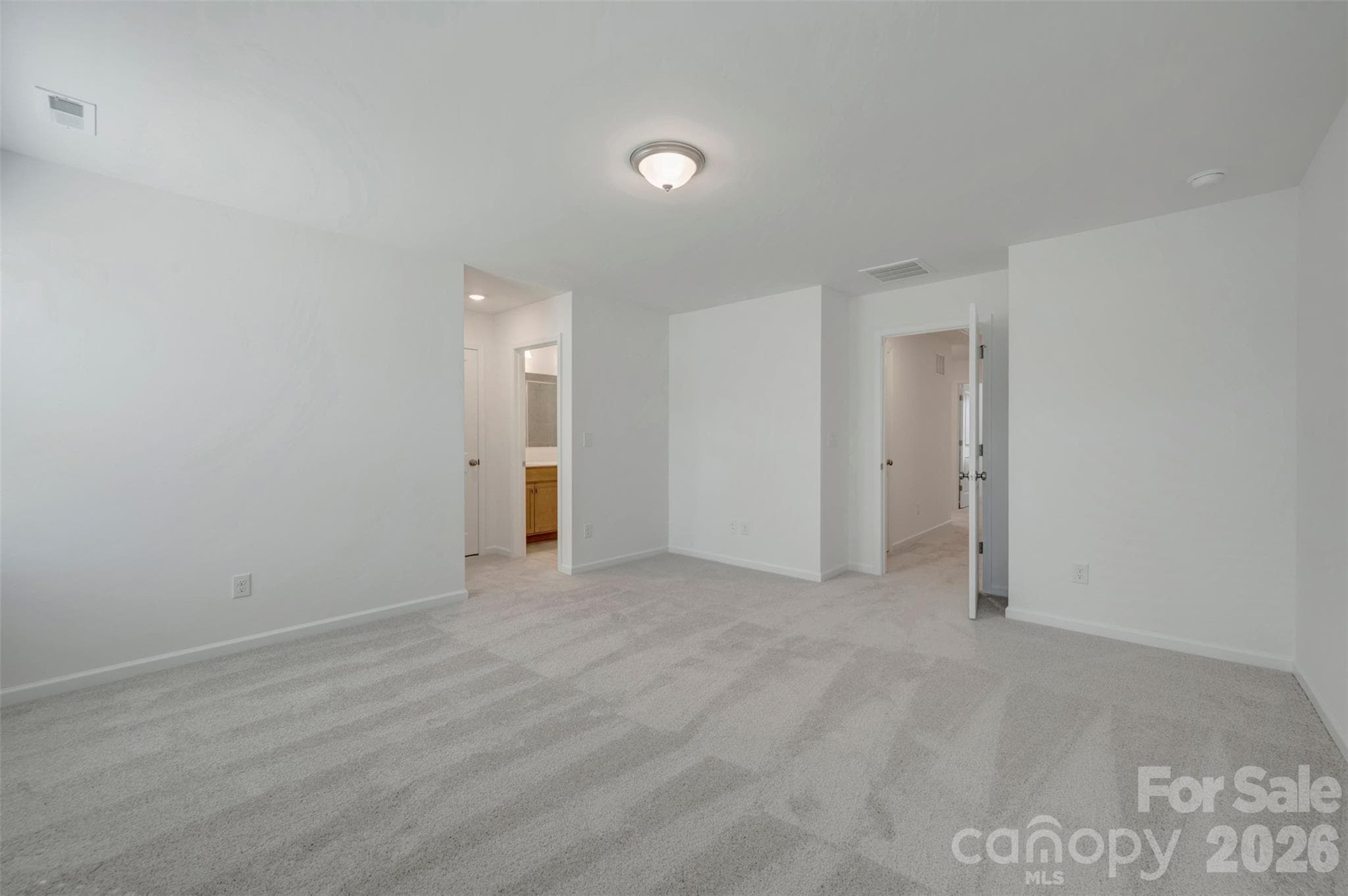 Owner's suite - 783 Kitfox Drive NW, Concord