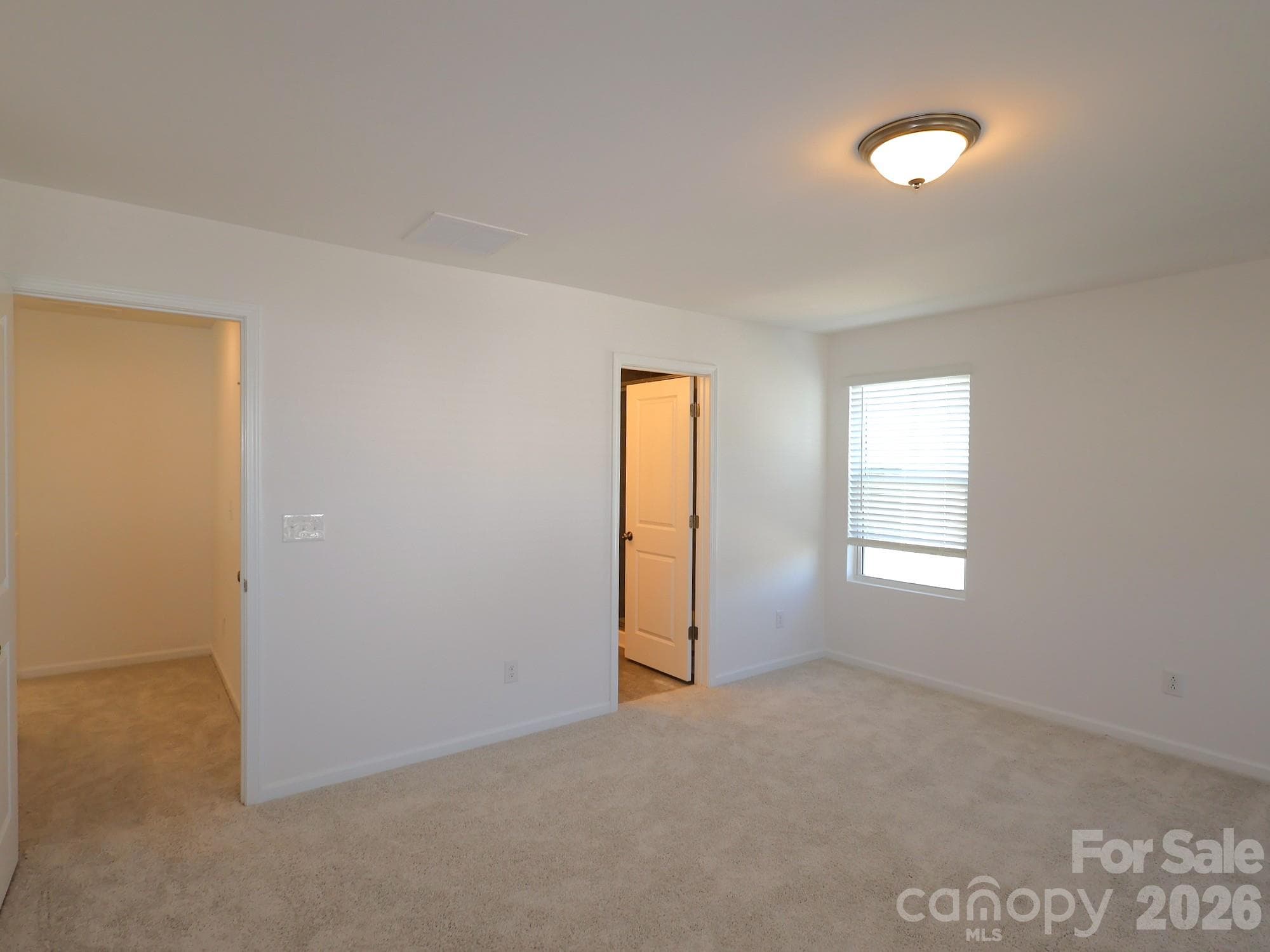 Owner's suite - 636 Willoughby Park Drive, Monroe