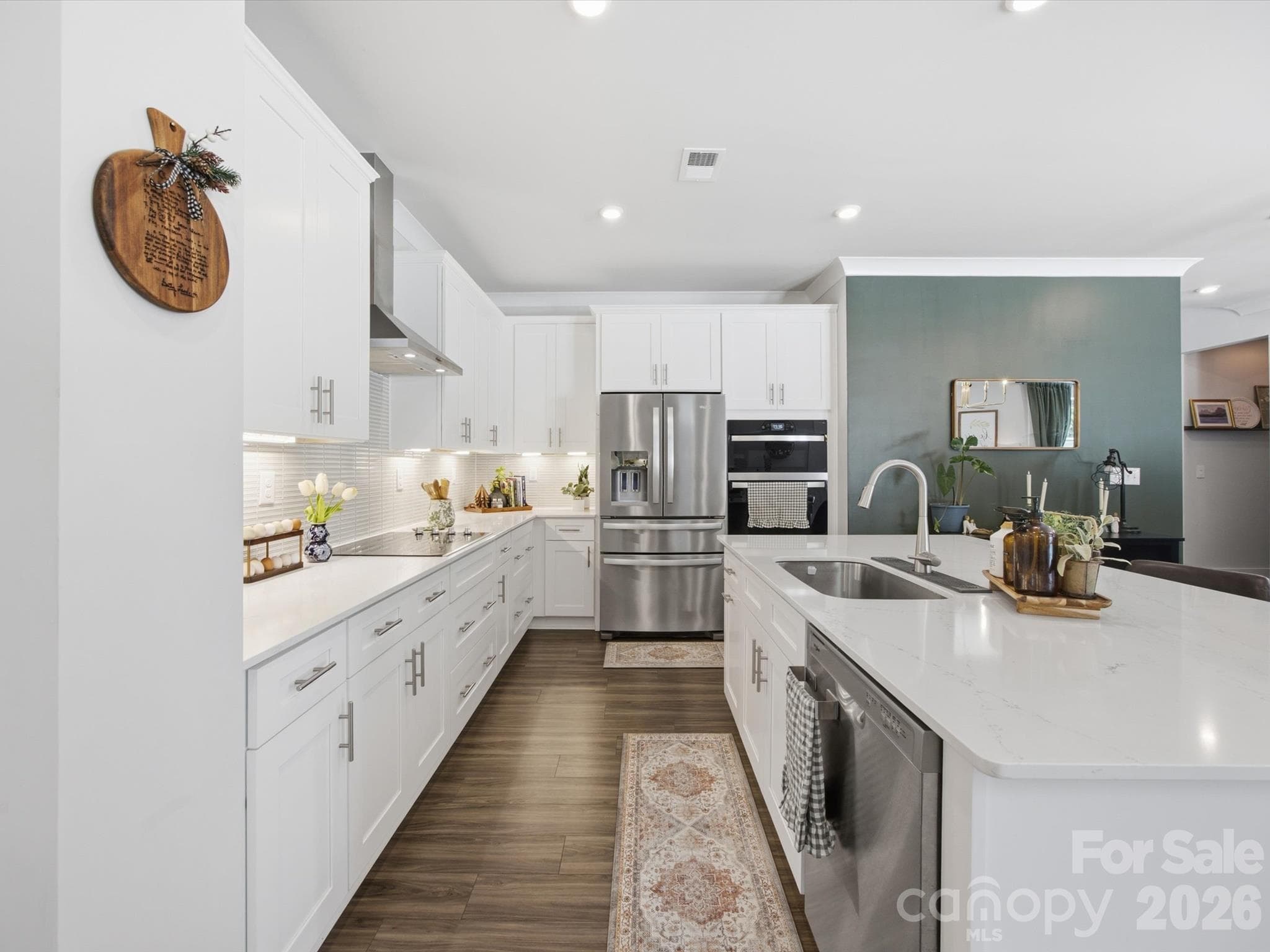 So much space for meal prep! - 1305 Coppergate Drive, Salisbury
