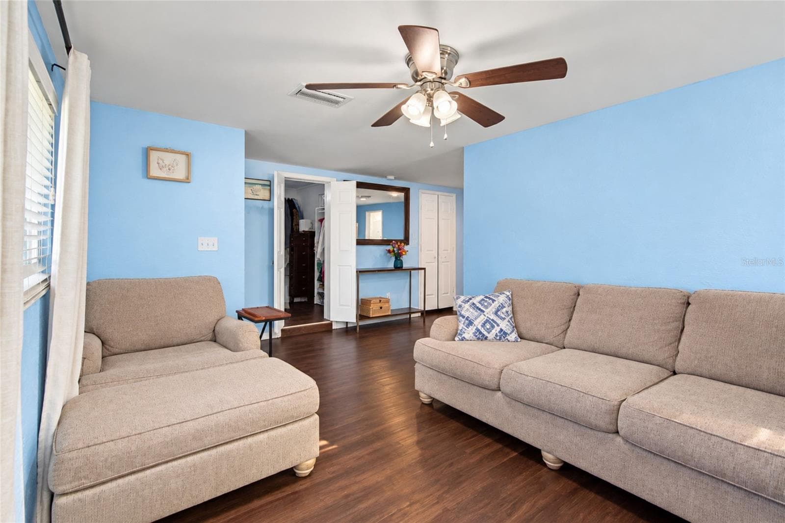 Single Family Residence at 4490 49TH AVE N, ST PETERSBURG, photo 6 of 47