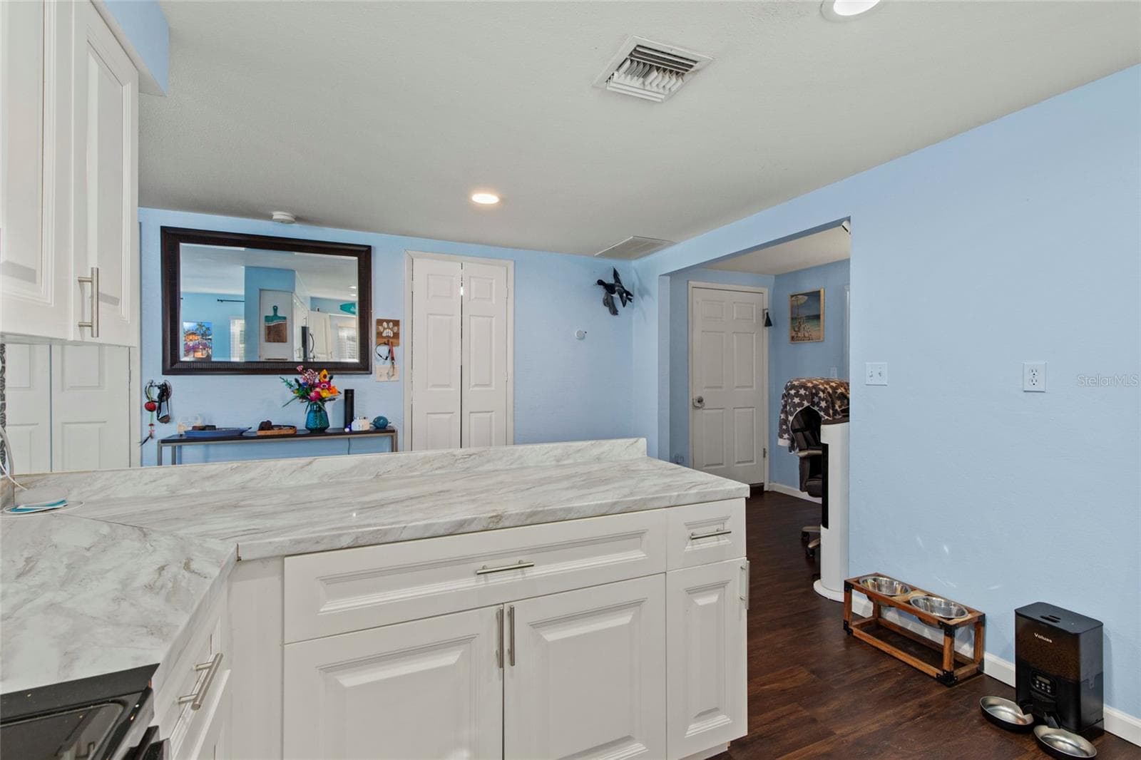 Single Family Residence at 4490 49TH AVE N, ST PETERSBURG, photo 13 of 47