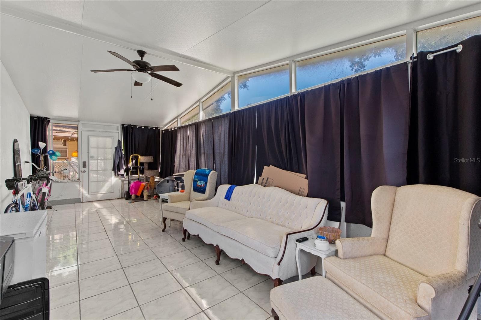 Single Family Residence at 4490 49TH AVE N, ST PETERSBURG, photo 23 of 47
