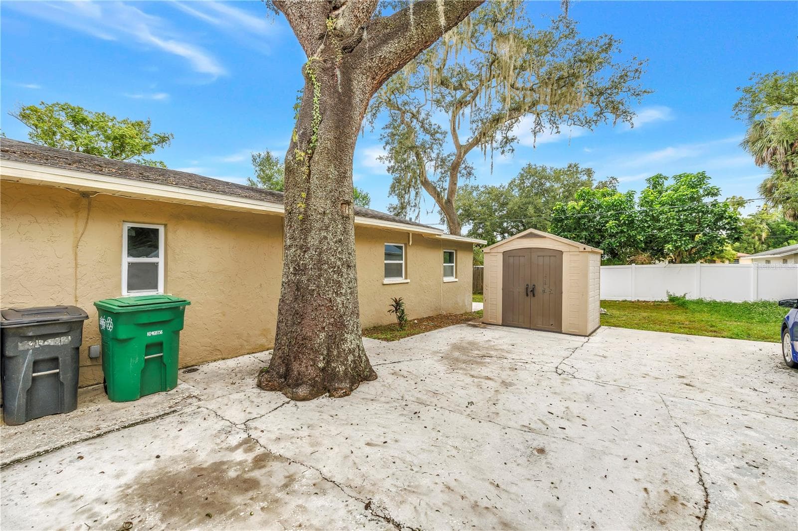Single Family Residence at 1306 E NEW ORLEANS AVE, TAMPA, photo 8 of 46