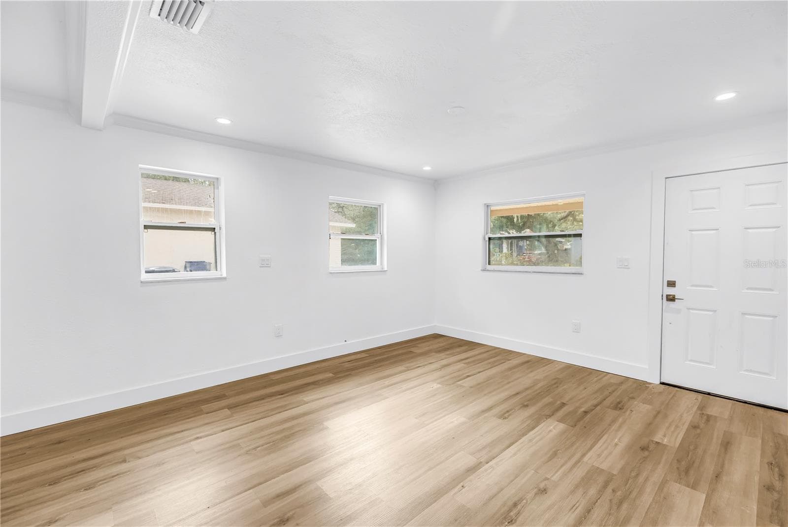 Single Family Residence at 1306 E NEW ORLEANS AVE, TAMPA, photo 19 of 46