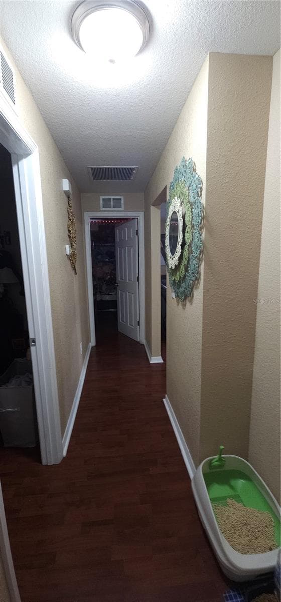 Single Family Residence at 4814 BONITA VISTA DR, TAMPA, photo 5 of 32