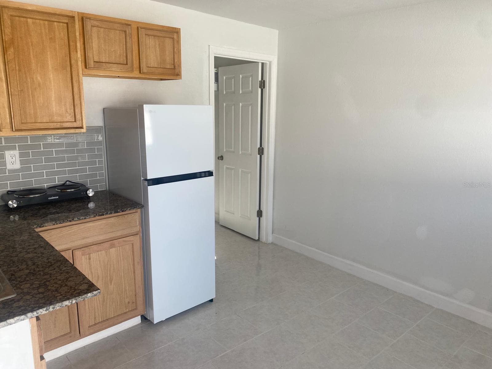 Single Family Residence at 4814 BONITA VISTA DR, TAMPA, photo 15 of 32