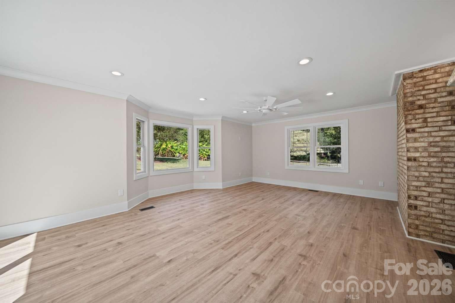 Single Family Residence at 7301 Pine Lake Lane, Mint Hill, photo 20 of 44