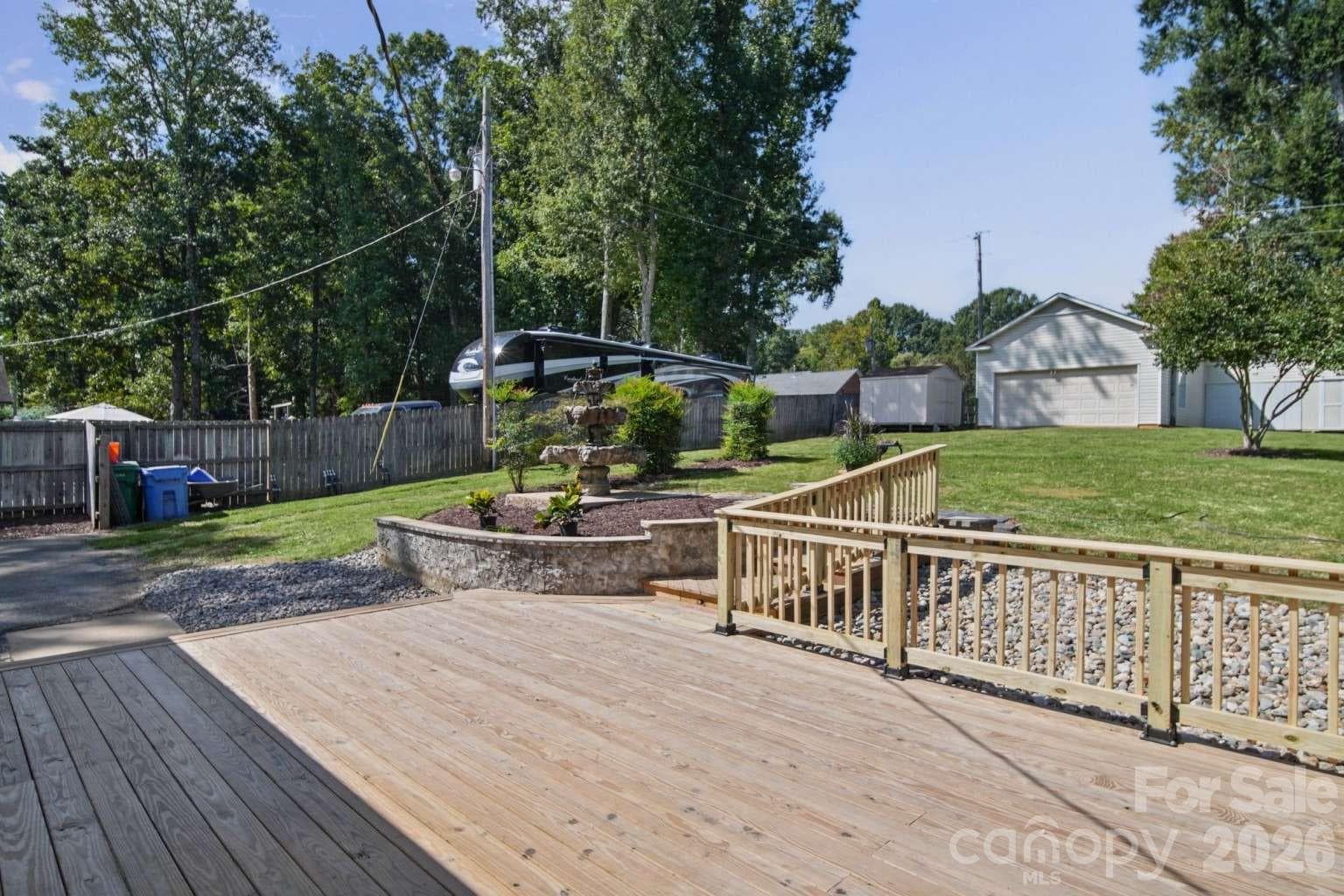 Single Family Residence at 7301 Pine Lake Lane, Mint Hill, photo 38 of 44