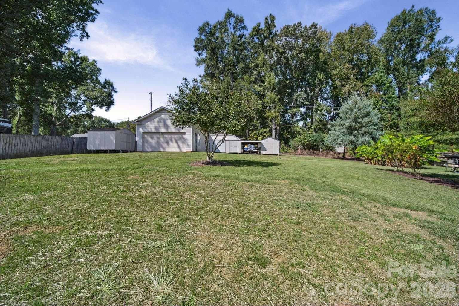 Single Family Residence at 7301 Pine Lake Lane, Mint Hill, photo 43 of 44