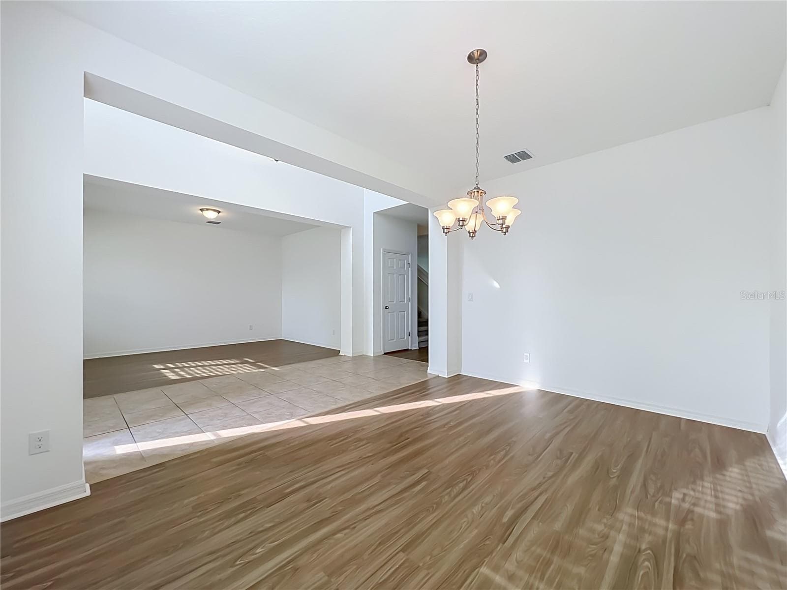 Single Family Residence at 1818 JUNIPER HAMMOCK ST, WINTER GARDEN, photo 7 of 55