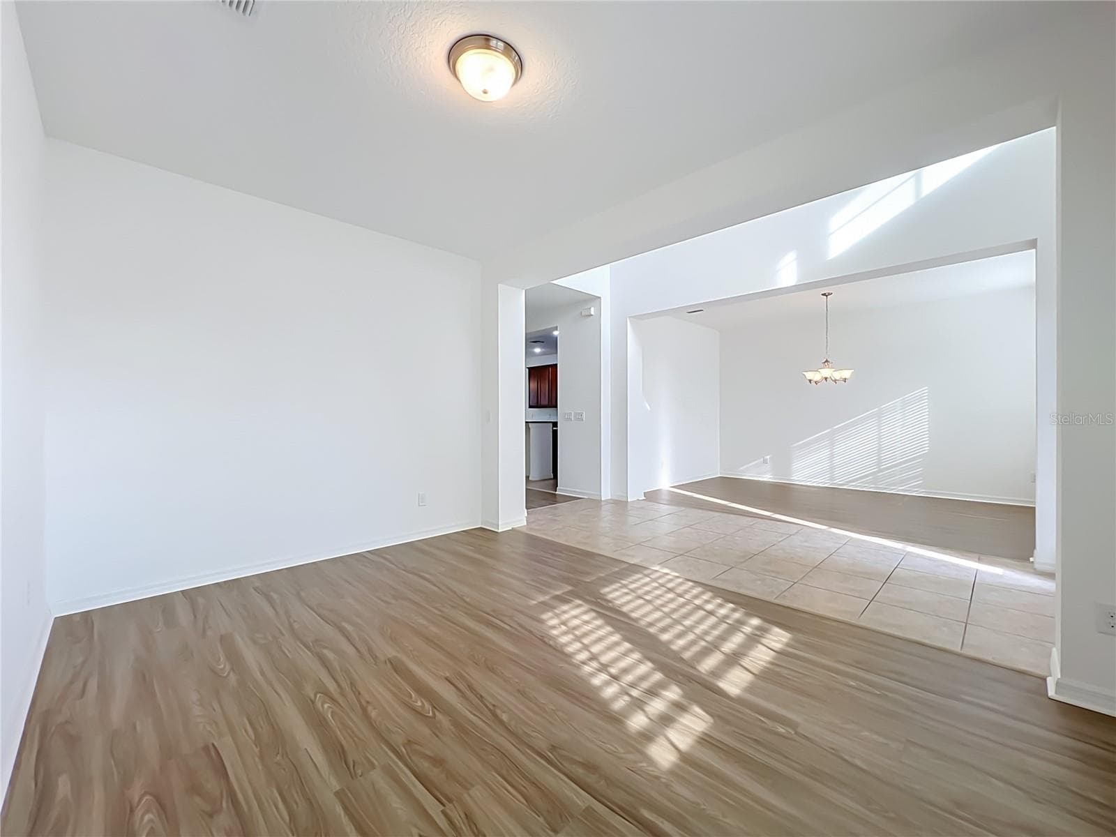 Single Family Residence at 1818 JUNIPER HAMMOCK ST, WINTER GARDEN, photo 9 of 55