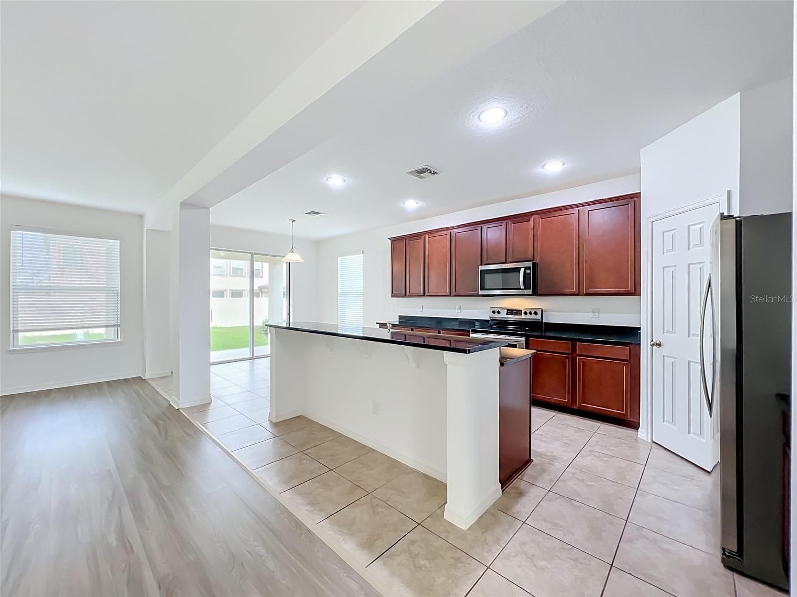 Single Family Residence at 1818 JUNIPER HAMMOCK ST, WINTER GARDEN, photo 11 of 55