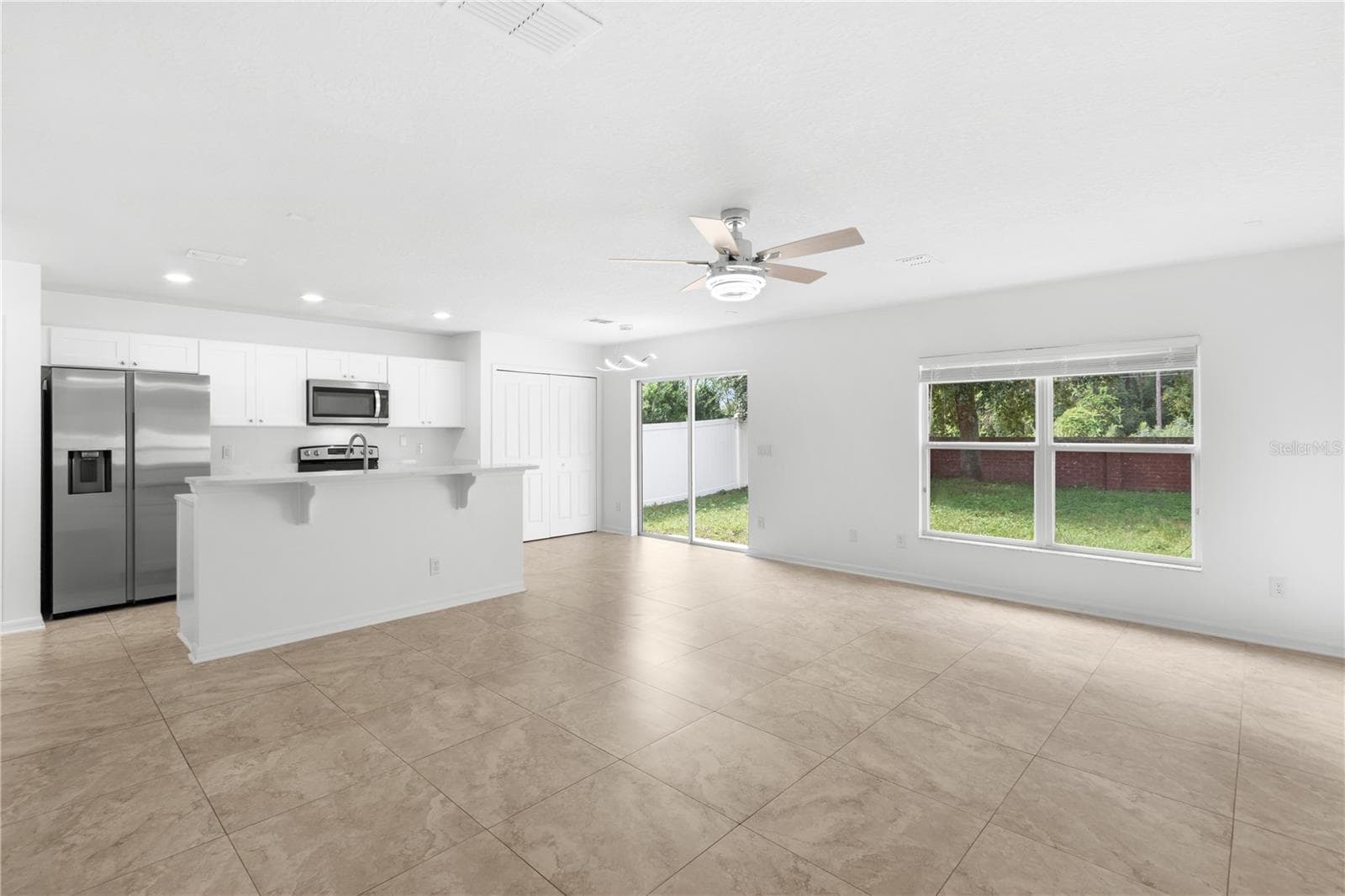 Single Family Residence at 1956 PORTCASTLE CIR, WINTER GARDEN, photo 6 of 31