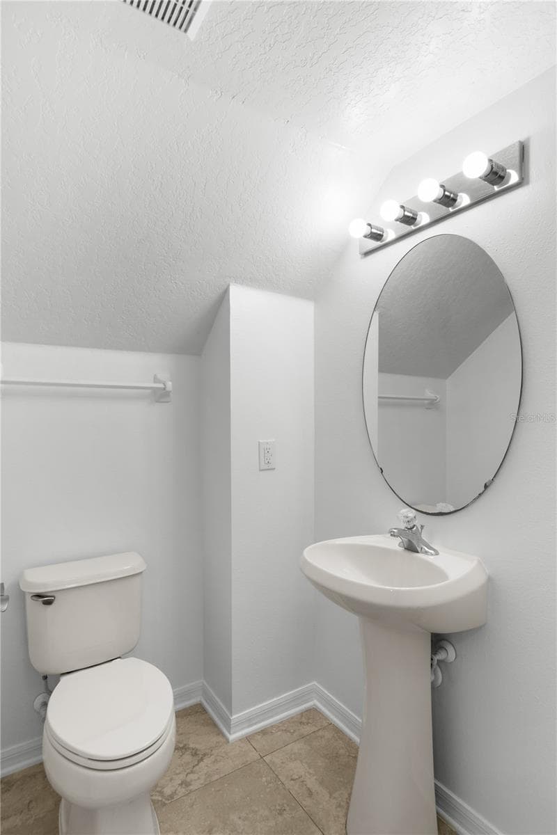 Single Family Residence at 1956 PORTCASTLE CIR, WINTER GARDEN, photo 12 of 31