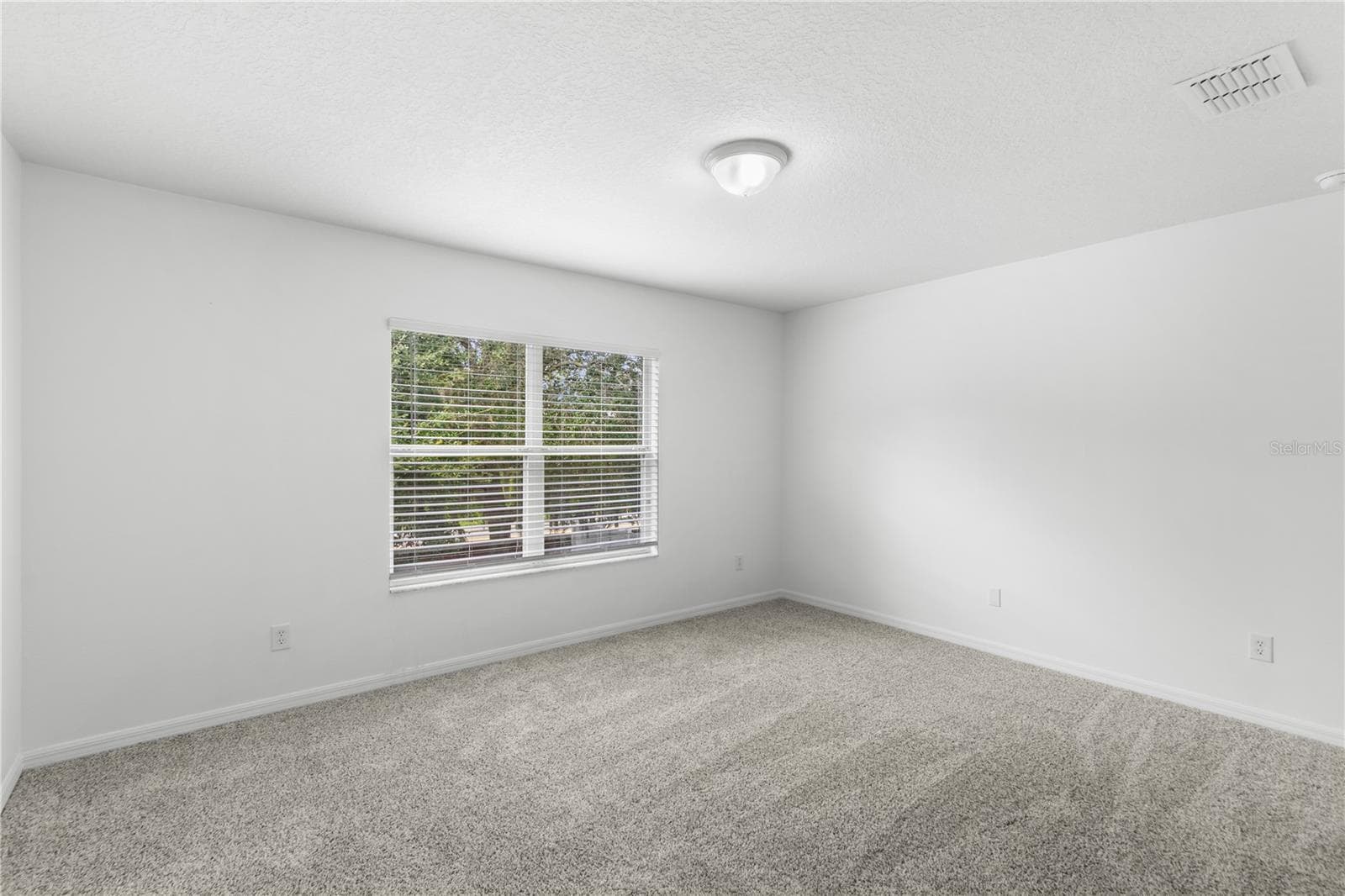 Single Family Residence at 1956 PORTCASTLE CIR, WINTER GARDEN, photo 16 of 31