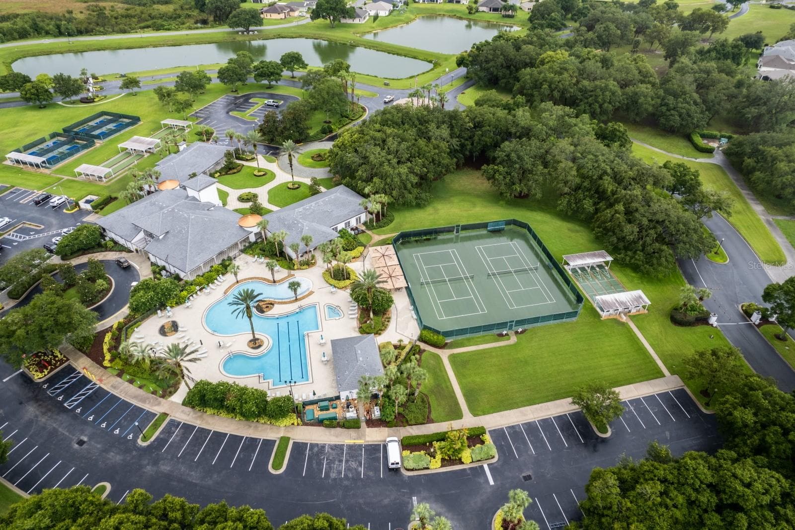 Pool, Hot tub, Tennis - 27303 GINGERBREAD PL, LEESBURG