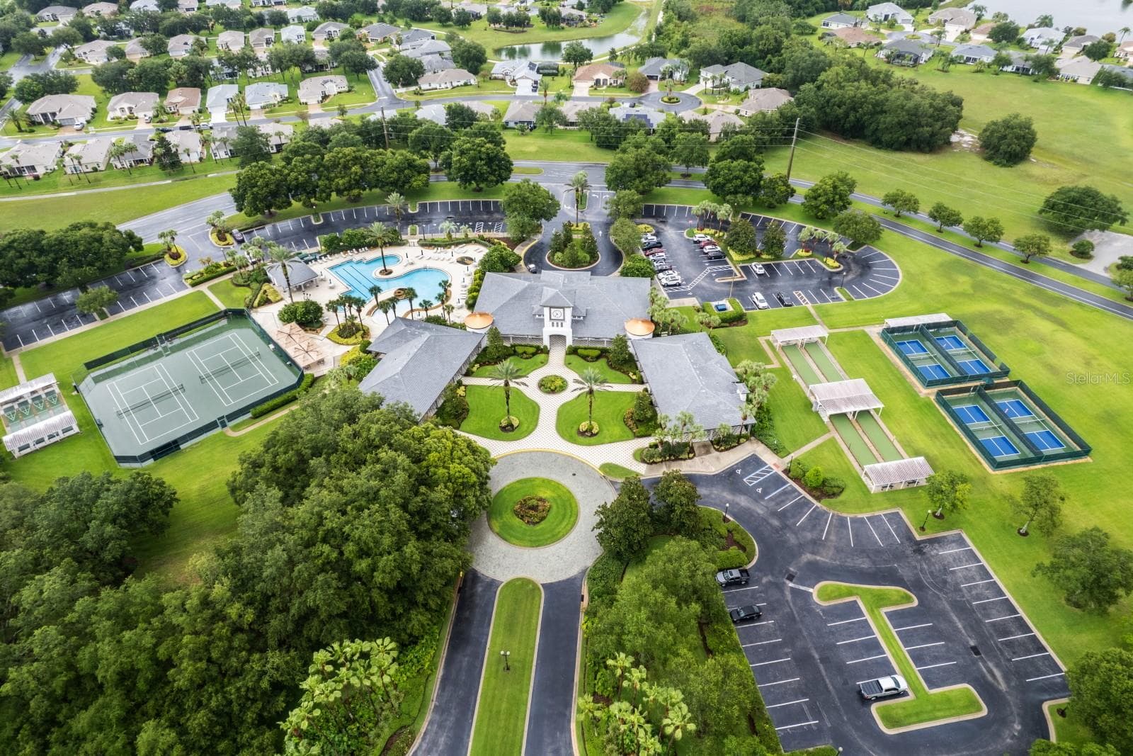 Shuffleboard, Softball, Horseshoes and more - 27303 GINGERBREAD PL, LEESBURG