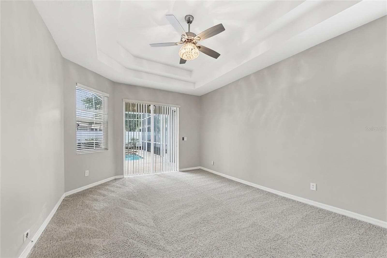 Single Family Residence at 219 RONJA LN, VALRICO, photo 9 of 24
