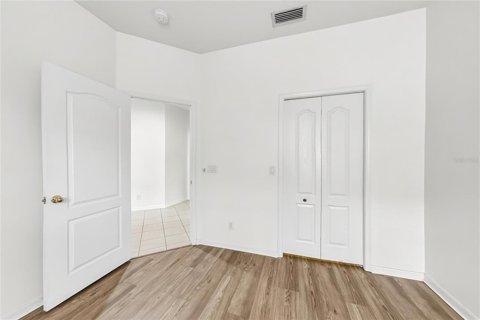 Single Family Residence at 219 RONJA LN, VALRICO, photo 14 of 24