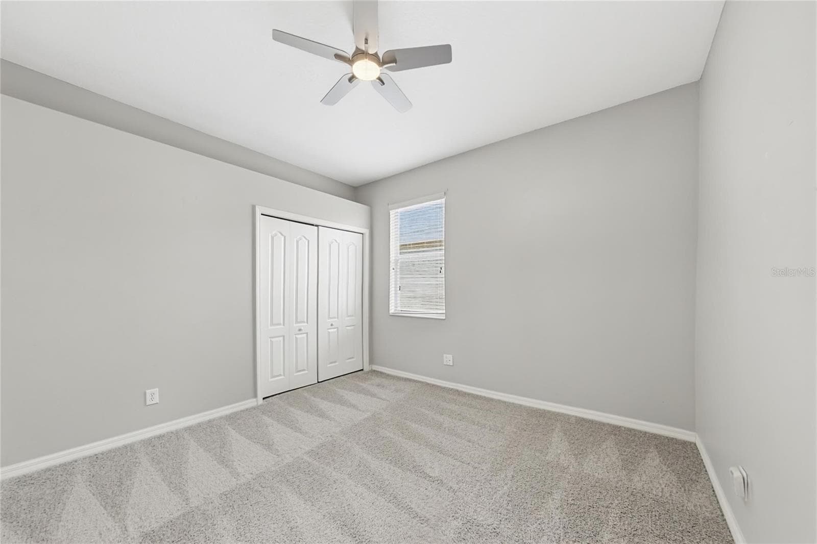 Single Family Residence at 219 RONJA LN, VALRICO, photo 16 of 24