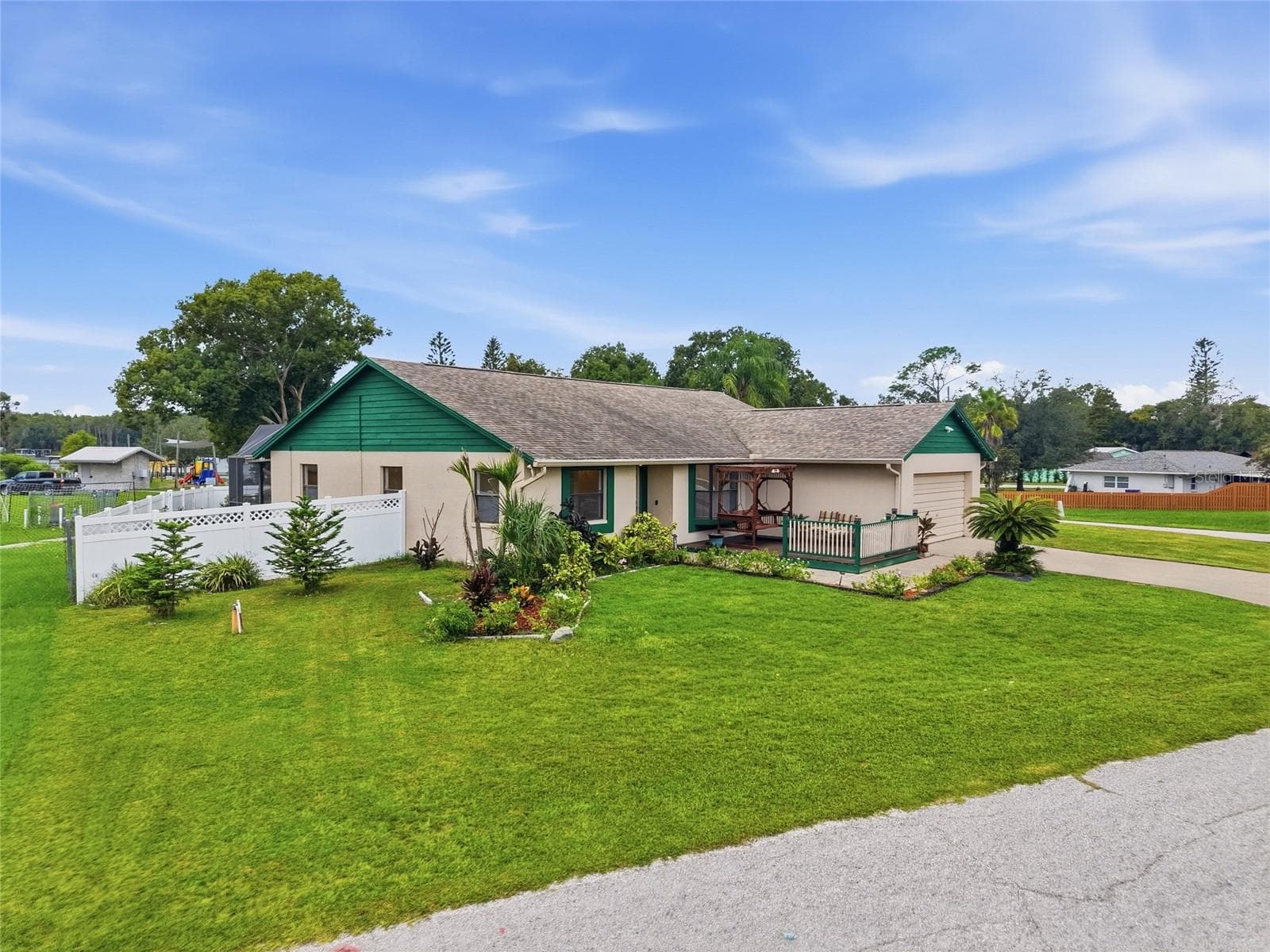Single Family Residence at 3179 LAKE SAXON DR, LAND O LAKES, photo 4 of 44