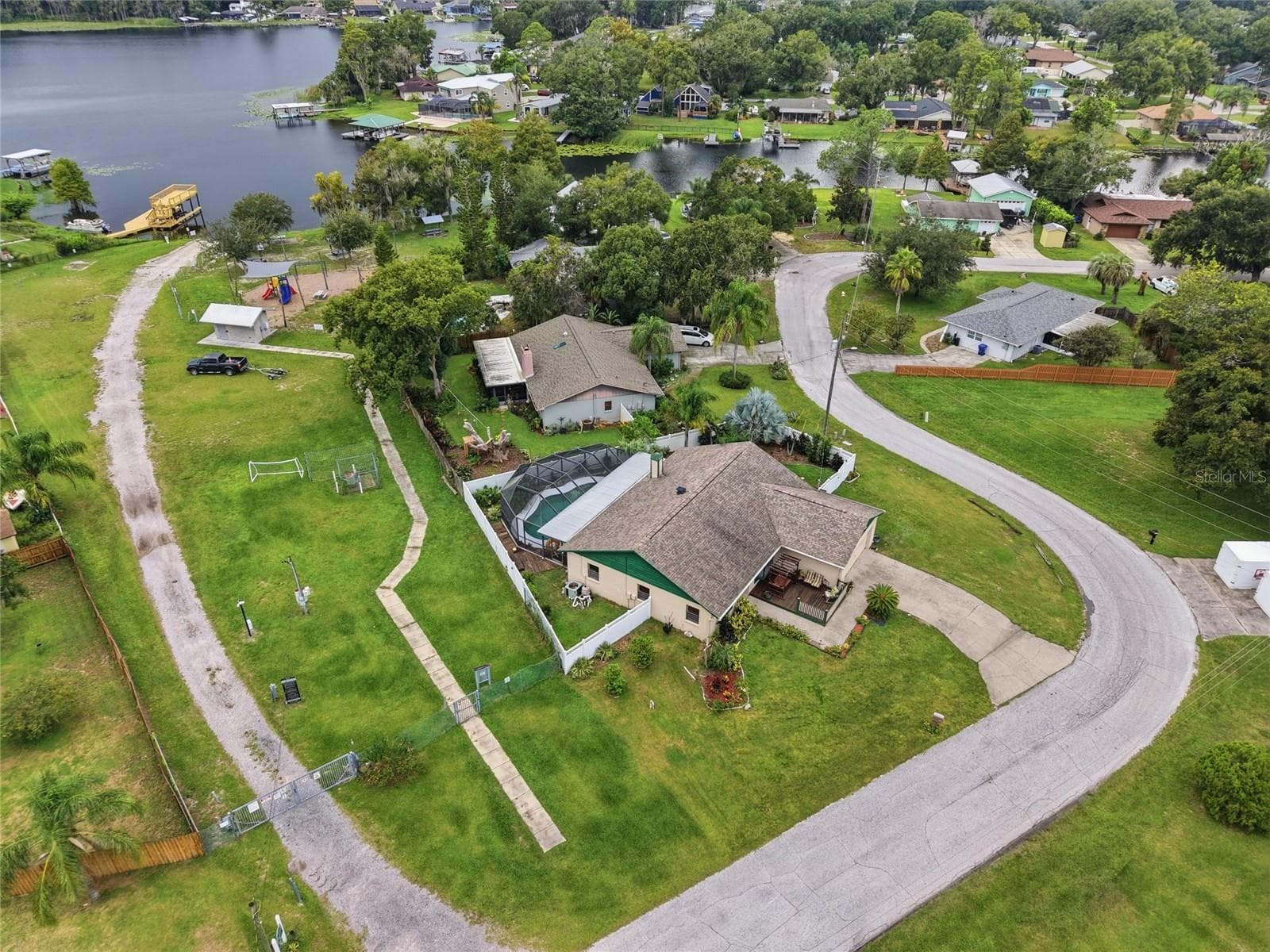 Single Family Residence at 3179 LAKE SAXON DR, LAND O LAKES, photo 38 of 44