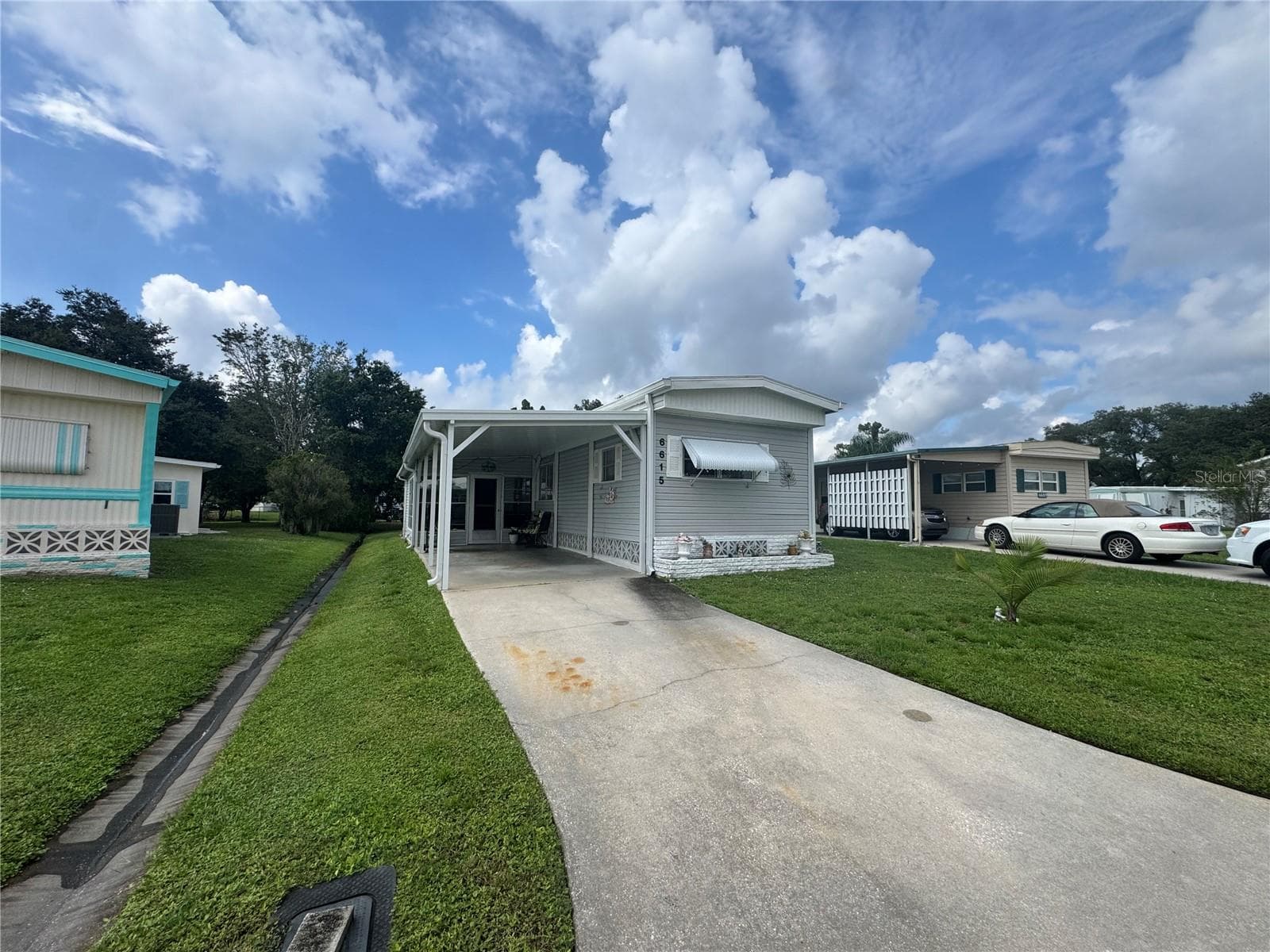 Front of 6615 Vista Ln - 6615 VISTA LN, NORTH PORT
