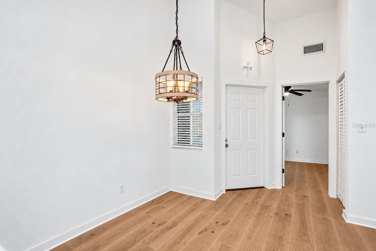 Condominium at 6924 STONES THROW CIR N #8307, ST PETERSBURG, photo 10 of 54