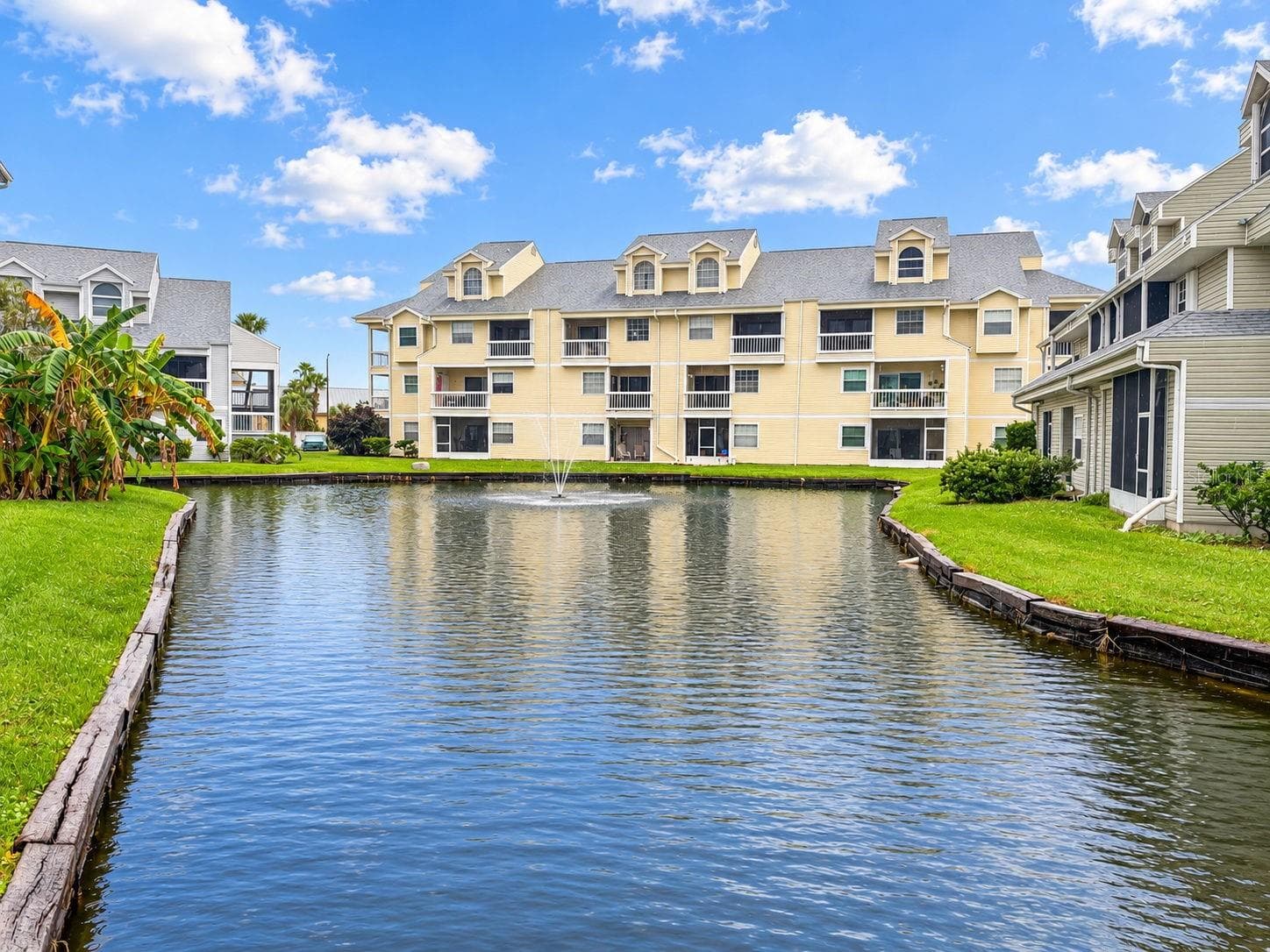 Condominium at 6924 STONES THROW CIR N #8307, ST PETERSBURG, photo 43 of 54