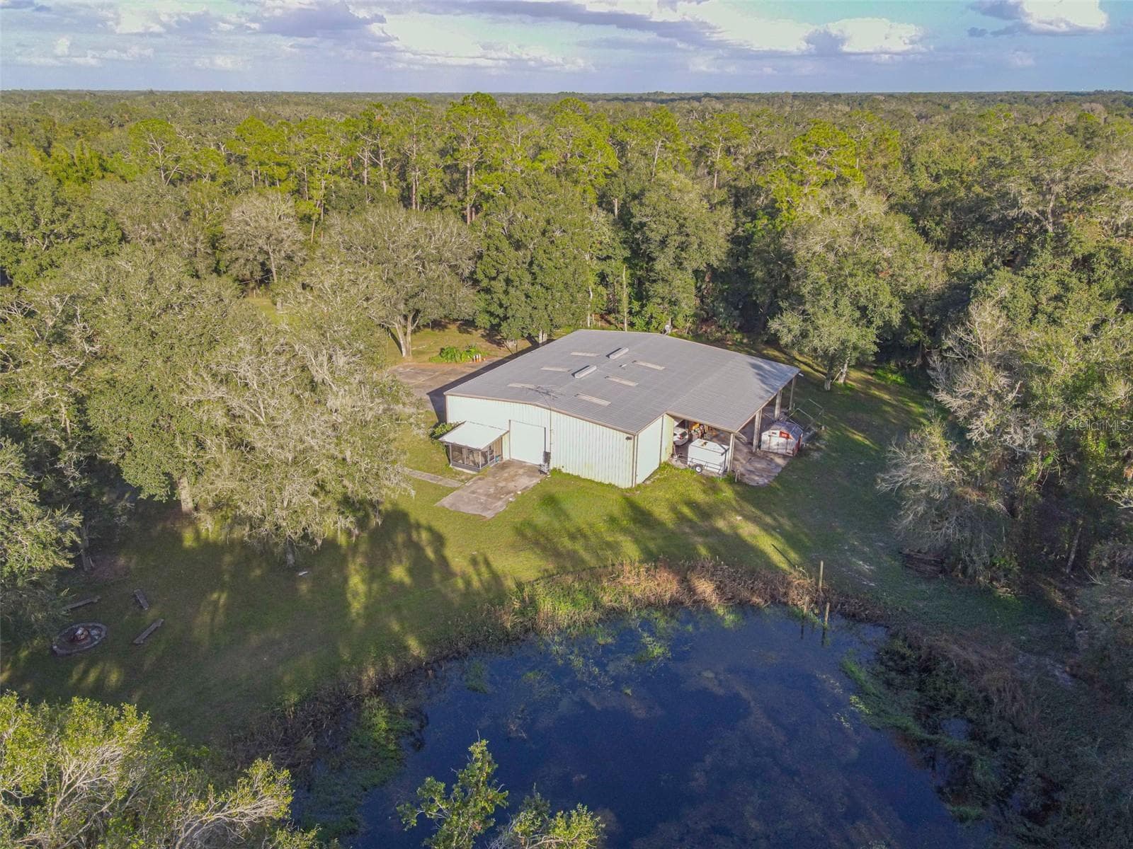 Single Family Residence at 2557 CR 674A, BUSHNELL, photo 2 of 19