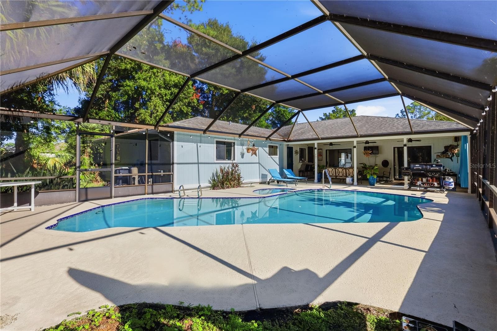 Beautiful View of the Pool, Spa & Covered Lanai. - 92 FOSTER LN, PALM COAST