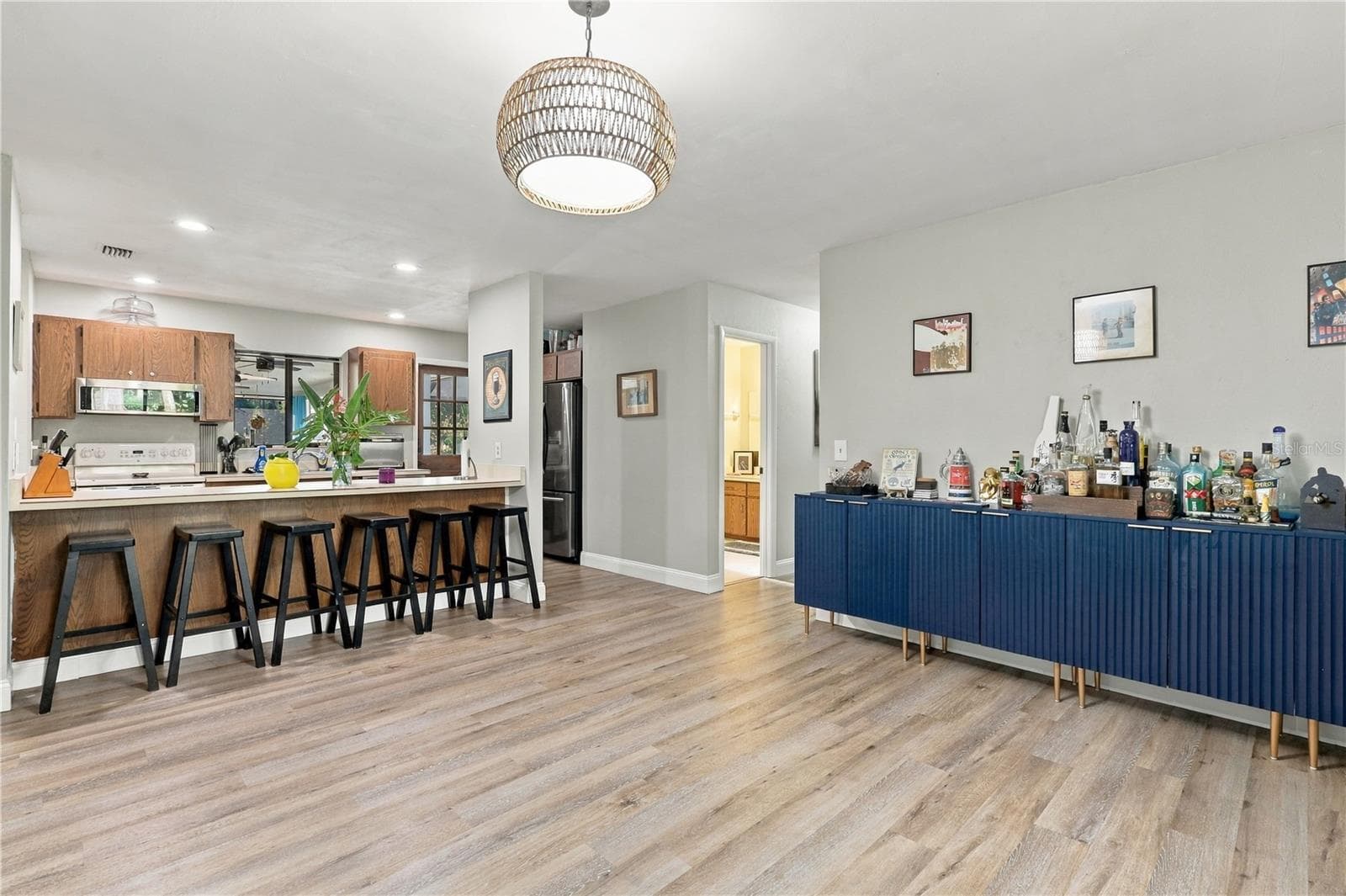 Second Living Area or Large Formal Dining Room, Breakfast Bar Overlooking the Kitchen. - 92 FOSTER LN, PALM COAST